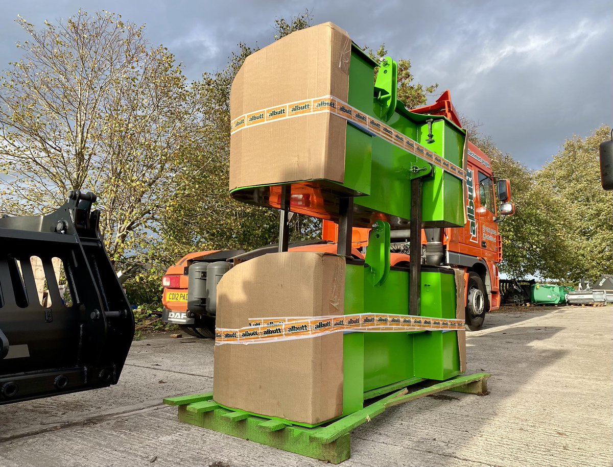 More Weight Boxes stacked last night ready for one of our overseas distributors. 

🇬🇧 #albutt