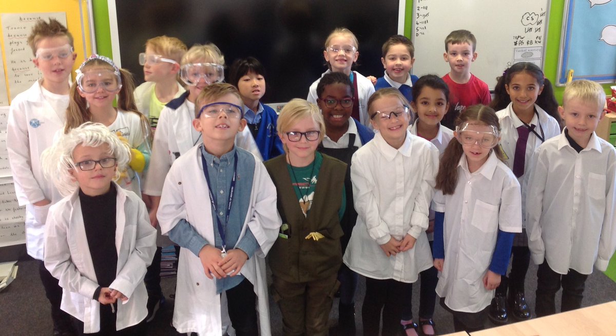 MNA_Year3's tweet photo. Helium class are dressed up and ready for an exciting day of science fun for our science lab launch day 👩‍🔬👨🏽‍🔬🔎🔬 #MNAscience https://t.co/cmiIsSKM0T