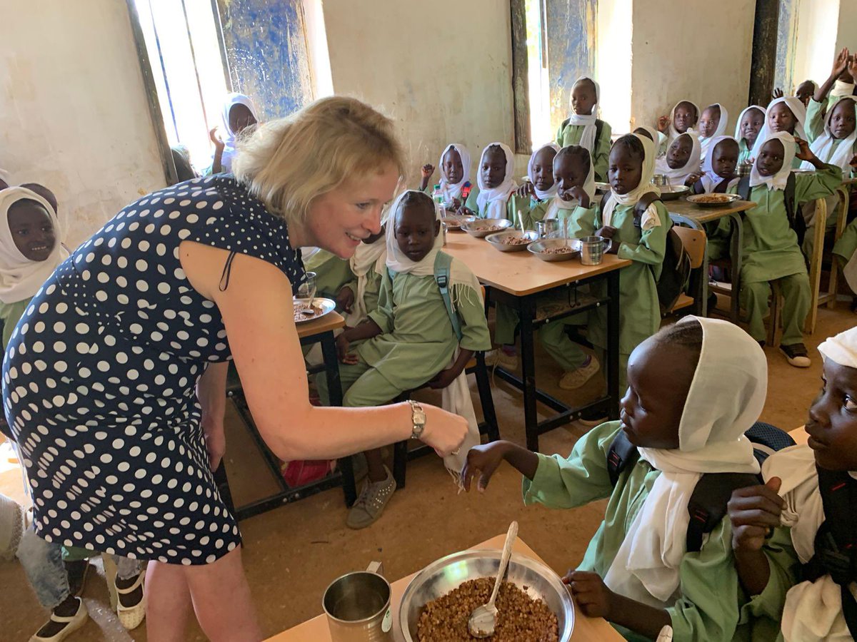vickyford's tweet photo. Yesterday in Sudan I saw how UK support to @WFP_Sudan is delivering meals at school for children in need. At this girls school in Jabal Awliya the staff told me how the meals increase school attendance and help learning. https://t.co/CbbhYn8254