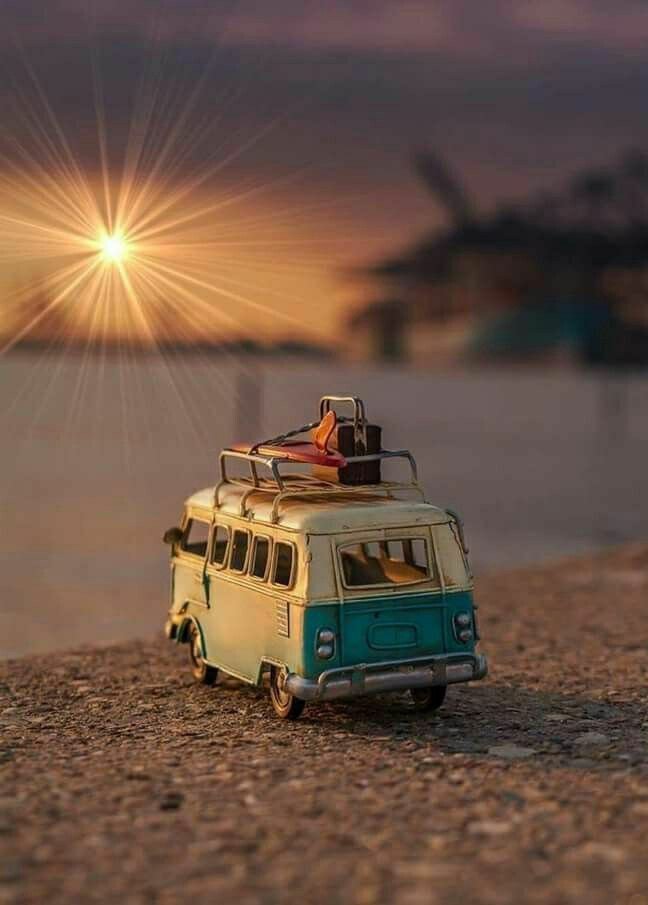 JulioGabrielRB's tweet photo. El mejor plan es no tener ninguno, porque cuando lo tienes nunca sale como lo esperabas.
Deja que la vida te sorprenda.
#FelizJueves #jueves #tbt #thursday #thursdaymorning #thursdaybackthursday #JuevesDeGanarSeguidores #FelizJuevesATodos
#SiguemeYTeSigo https://t.co/5zY2prlXfR