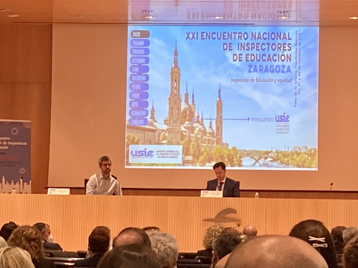 Fabulosa la ponencia de Lucas Cortázar sobre “Equidad en Educación: Principios y políticas sistemáticas de interés público” 5 ejes sobre los que actuar:👏👏👏 <a href="/USIE_IE/">USIE Inspección Ed.</a>
