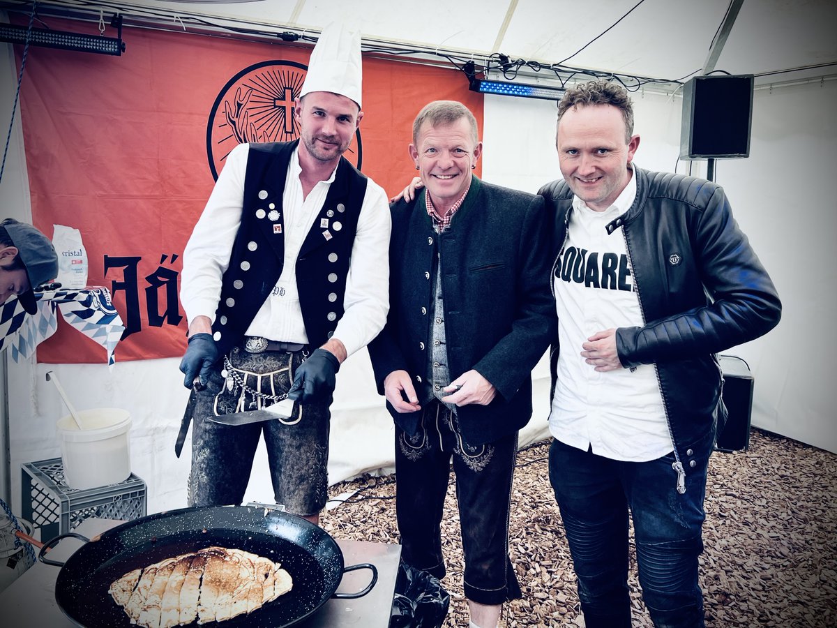 Oktoberfest 2021 in Büsingen - Ein Rückblick - Bei Honeggers im Garten findet jährlich das beste Oktoberfest der Region statt :-) schaffhausen.net/2021/10/oktobe…