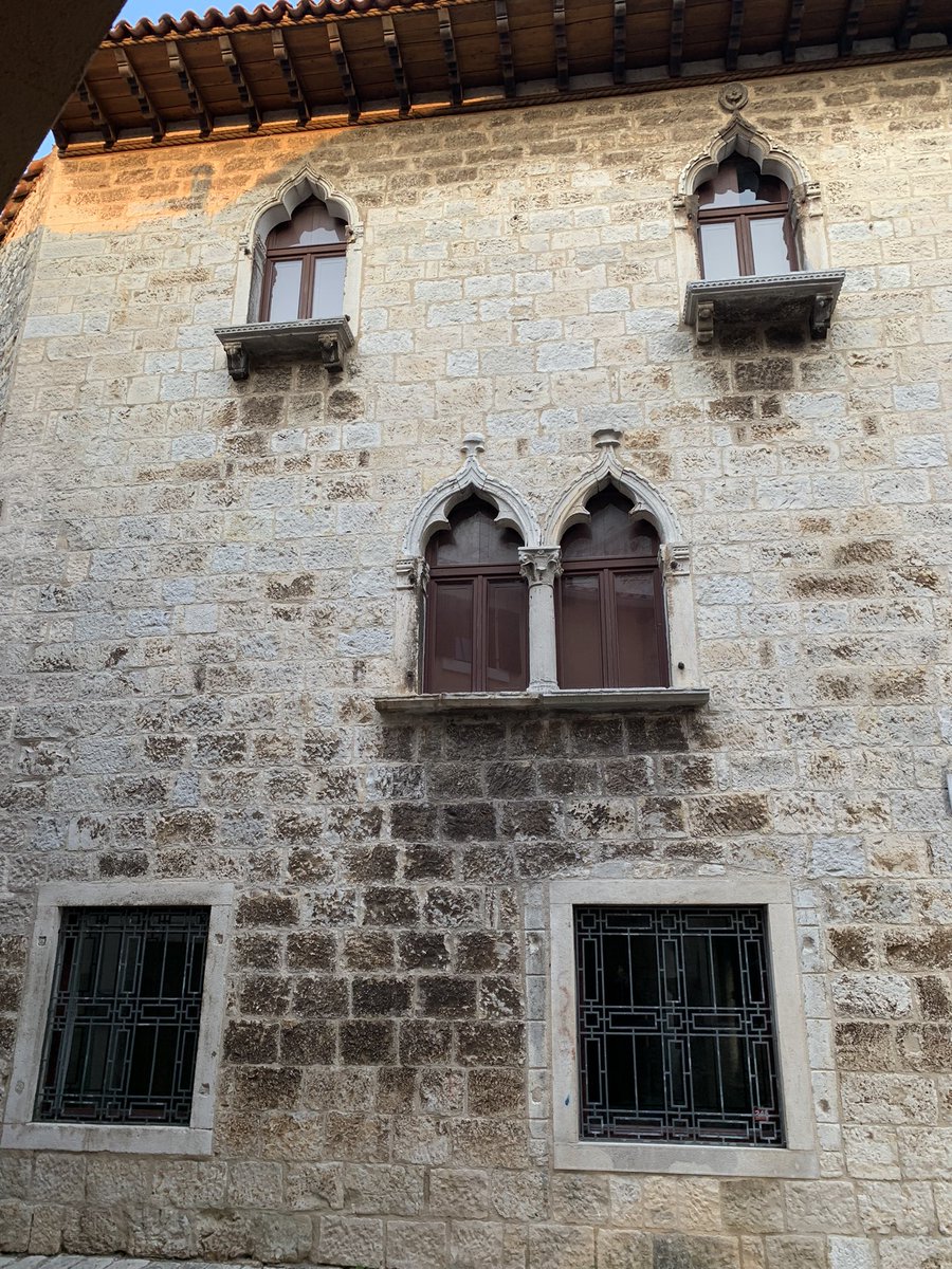Albergodiffuso's tweet photo. Internazionalizzazione dell’Albergo Diffuso: Dignano un borgo con tutte le caratteristiche per futuri progetti di sviluppo sostenibile #Istria #Croazia #Dignano https://t.co/FTi6DDaeyx
