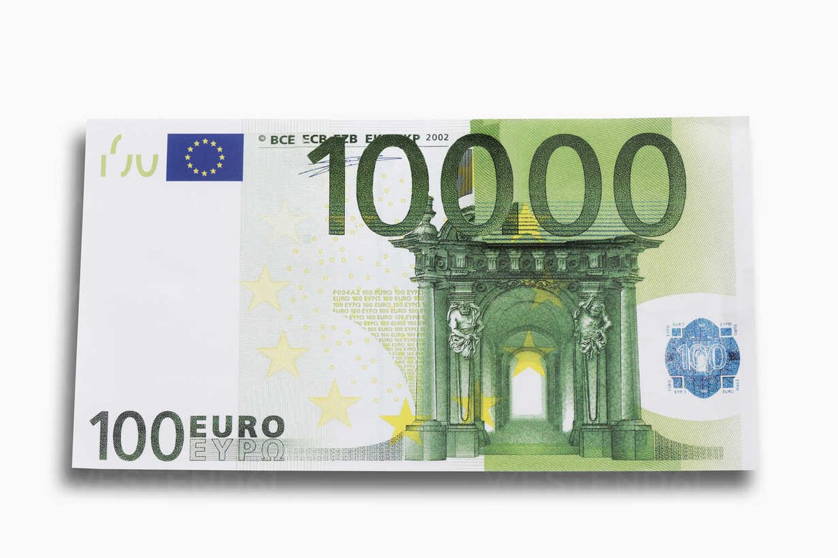Тысячная купюра евро. 1 евро купюра. 100 евро. 100000 евро в рублях 2023. 1 миллион евро купюра.
