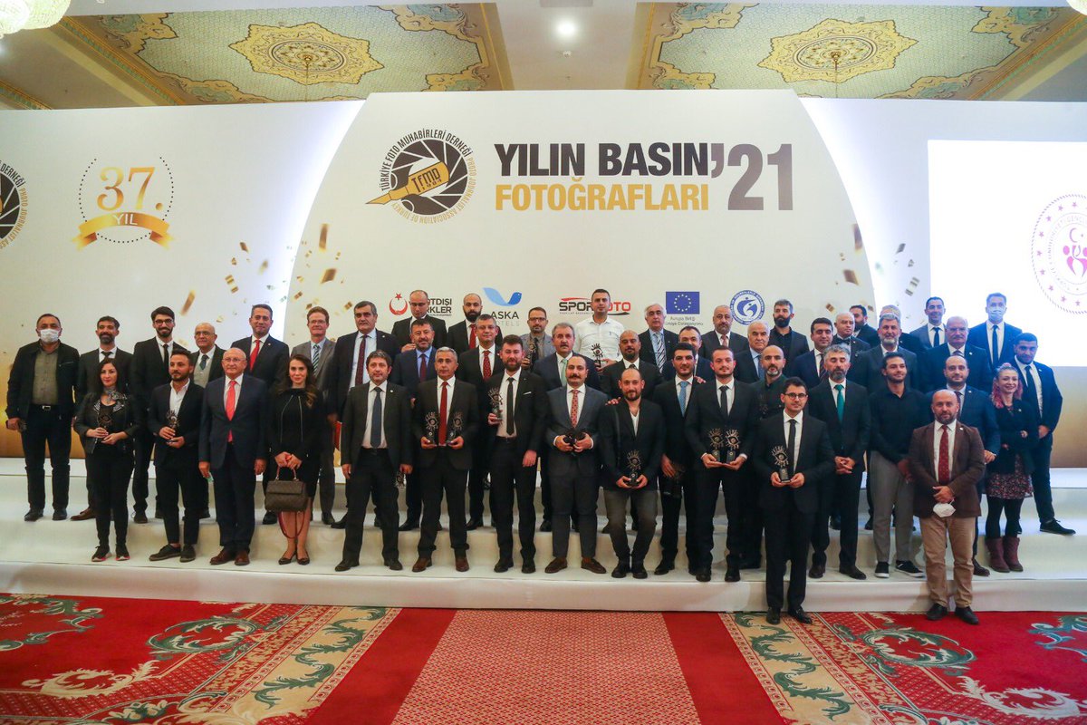 Bu yıl 36’ncısı düzenlenen TFMD Yılın Basın Fotoğrafları 2021’in Ödül Töreni Ankara’da yoğun bir katılım ile gerçekleşti. Ödül alan tüm meslektaşlarımızı kutluyoruz.