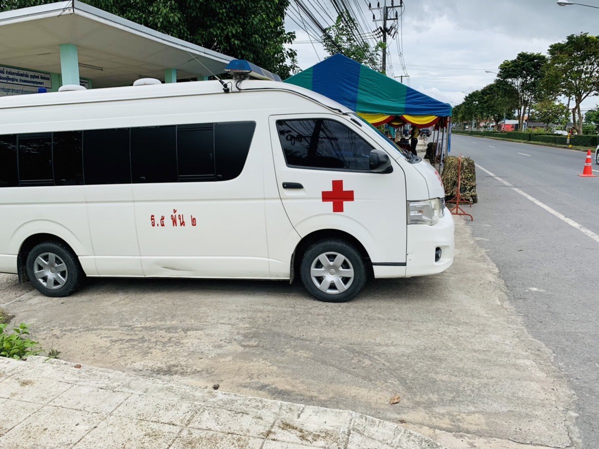 Infantry5002's tweet photo. วันที่ 21 ต.ค.64 ศบภ.ร.5 พัน.2 ร่วมกับส่วนราชการจังหวัดสตูล ตั้งจุดรับแจ้งเหตุ/จุดบริการประชาชน ห้วงวันหยุด เดือน ตุลาคม 2564 ตั้งแต่วันที่ 20-25 ตุลาคม 2564 ณ วัดหน้าเมือง ม.6 ต.คลองขุด อ.เมือง จ.สตูล
#กองทัพภาคที่4 https://t.co/urVMmd8DP6 https://t.co/qTV4ffgeoN