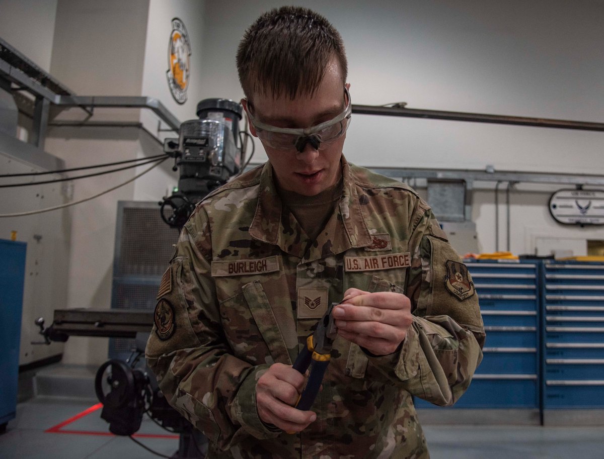 The 379th EMXS Fabrication Flight not only welds, heat-treats, inspects, repairs and fabricates equipment, they also #innovate! Recently, this team created two tools to benefit personnel and fix processes. To read more, click here: afcent.af.mil/.../auab-fabri…