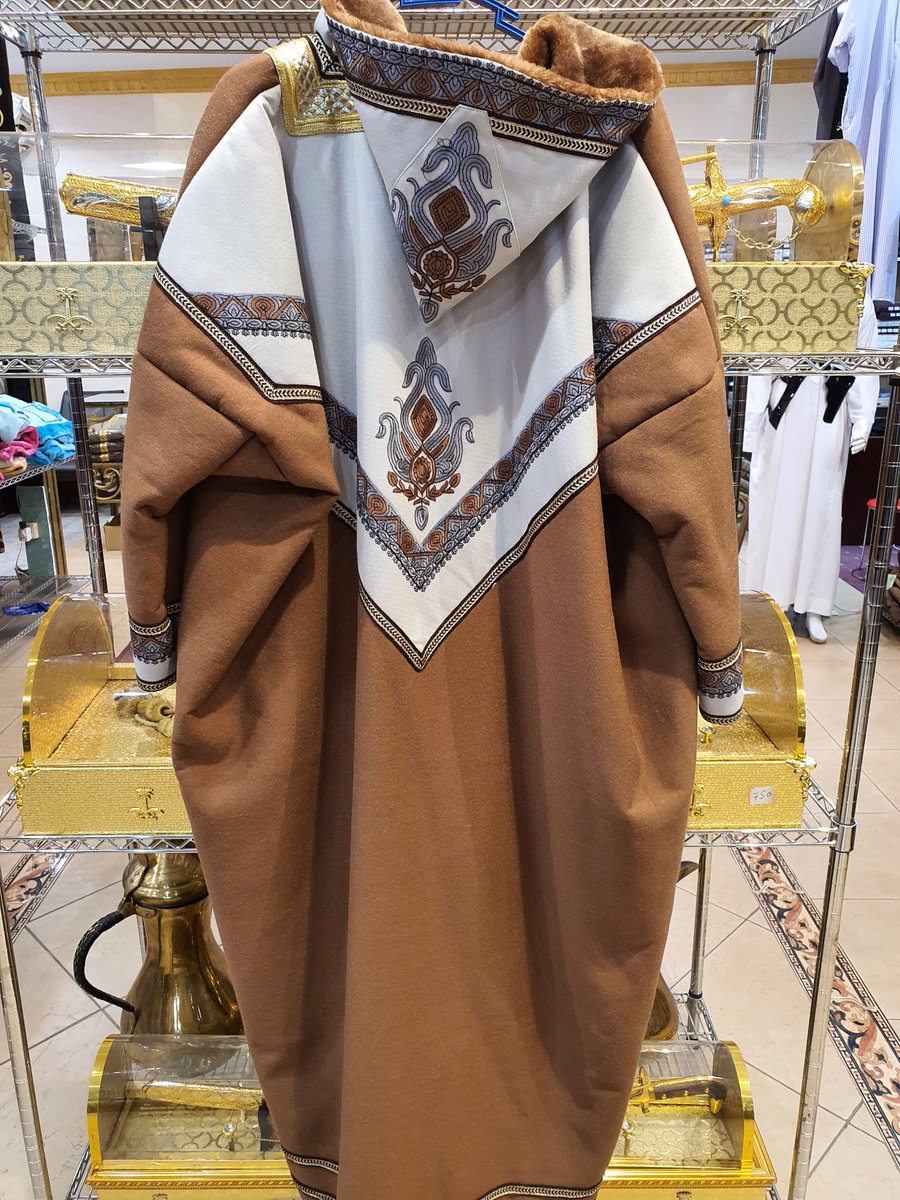 Dar__Alzain1's tweet photo. فروات وبر شتوي رجالي
شغل فاخر بكافة ال��قاسات والالوان خدمة التوصيل لكافه مدن المملكة والخليج للتواصل واتساب 0536337708
#بشت #بشوت #مشلح #مشالح #عروض #تخفيضات #بشت_حساوي #وبر #فروات #طفيلي #فرو #بشوت_ابوظبي #بشوت_عمان #بشوت_الرياض
#الخميس_الونيس https://t.co/SUqAmxD7zG