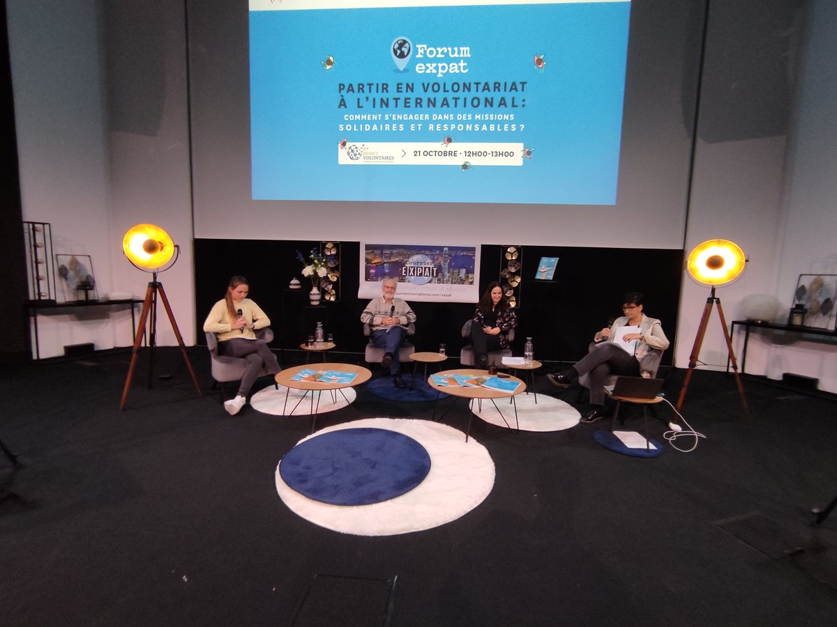 courrierexpat's tweet photo. ✈️ Partir en volontariat à l'international : Comment s'engager dans des missions solidaires et responsables ?

Les représentants de @FVolontaires et d'anciens volontaires répondent aux questions d'@ingridtherwath. #ForumExpat 

Le direct : https://t.co/WC5uuhE8LZ https://t.co/Mzz9Jz38GK