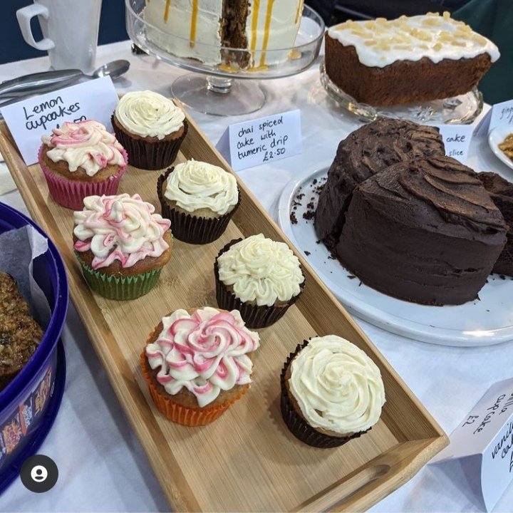 We're at St Ives Farmers Market this morning (Thurs) until 2pm. We have cake, hummus, seeds, coconut bacon, spiced pumpkin granola and loads of other goodies.

#veganstives #plantbased #vegancake #veganbythesea #vegan #caketime #veganlifestyle #stivesfood #cornwall #veganism