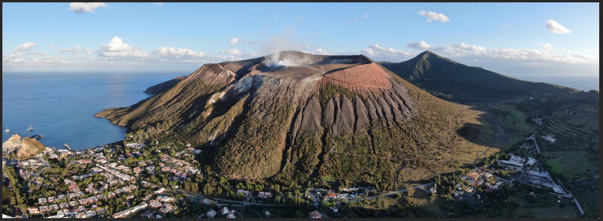 Check out the NEW episode!

An interview with Francisco Muñoz Burbano about his recent work on #Vulcano (#Italy) following the recent #unrest!

Link Spotify: open.spotify.com/episode/1hc5uq…

of course after the usual last week volcanic news!!
#LaPalma #Pitondelafournaise #Aso #Taal