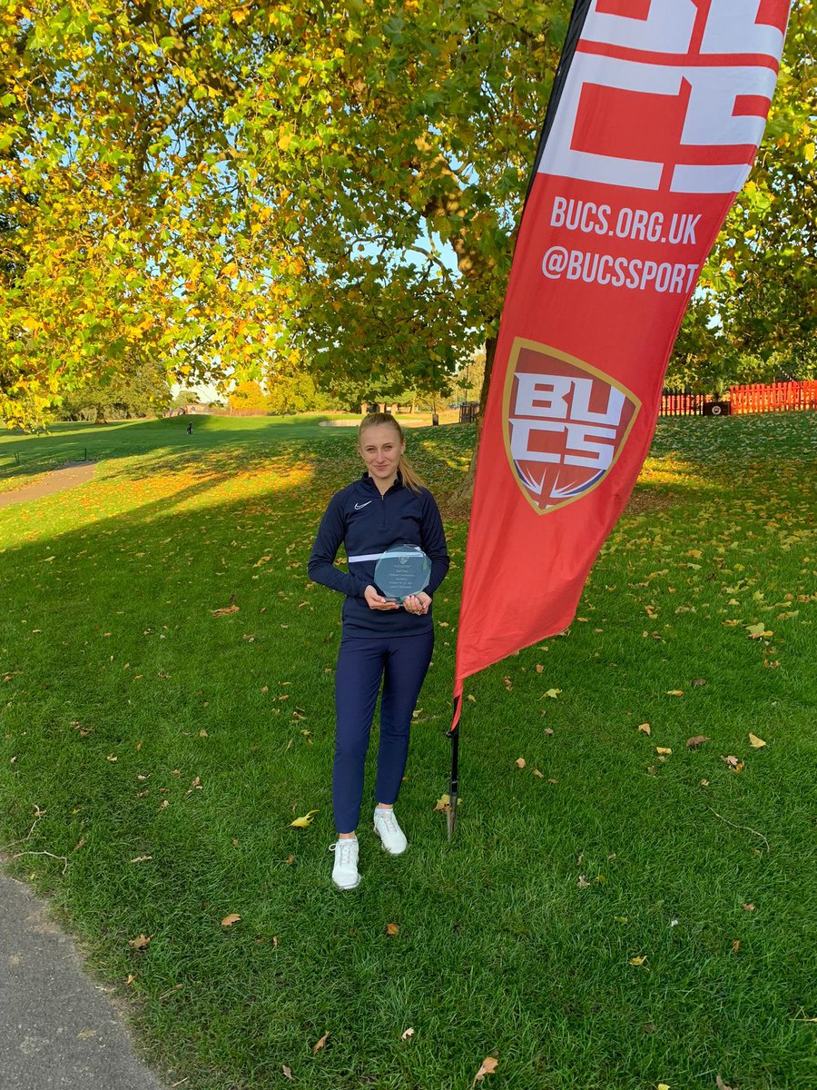 💢BOOM💢

Huge congratulations to @Charley_golf who wins the @BUCSsport Midlands Strokeplay Championship @TheBelfryHotel 🏆🍾

Runner up for @Jamie_VWyk & 4th for @Eli_Willott in the men’s event completes a great week 🤩

#TeamUCLAN🌹 #SquadGoals 🏌🏼‍♀️🏌🏽🏌🏼‍♂️