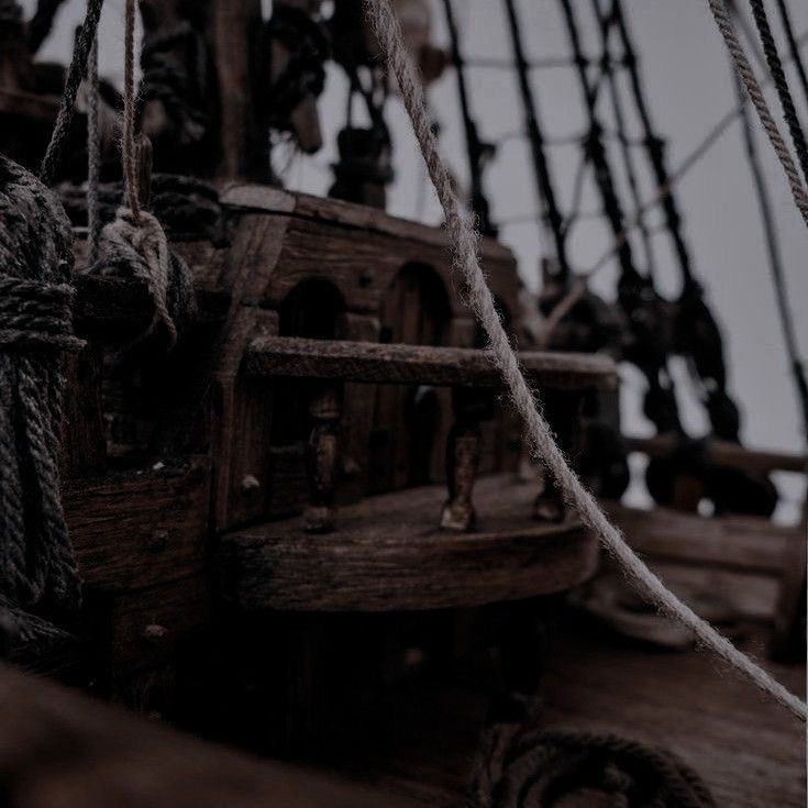 sempiternalreb's tweet photo. —AU Piratas !Volkway 

En donde Jack y Viktor se reencuentran luego de unos años para darse cuenta que quizá, lo que parecía un bobo sentimiento de niños podría significar mucho más de lo que pensaban 

#Volkway https://t.co/VoSPmtd5va