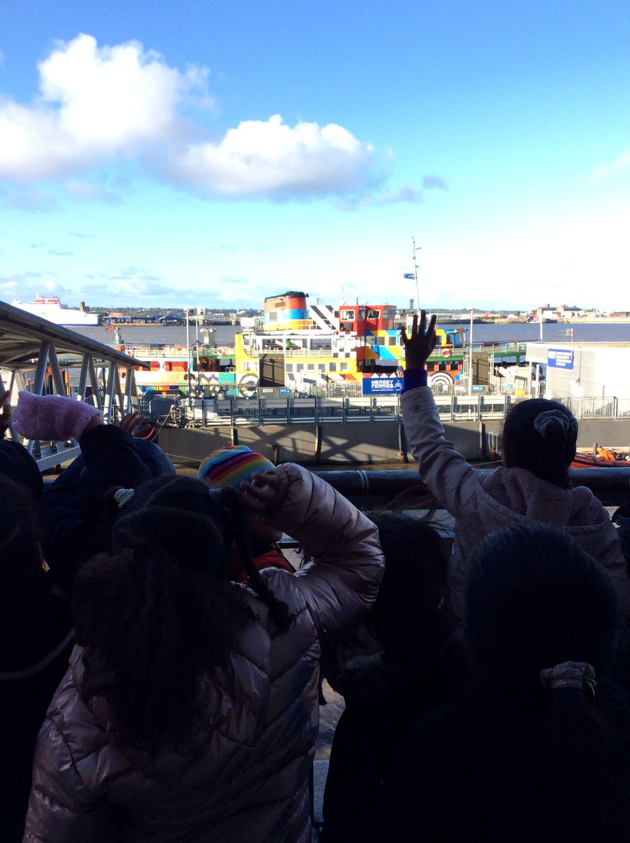 2T had a great morning travelling on the Mersey Ferry, across the River Mersey. A wonderful way to finish our Geography topic #merseyferries #year2 #kingsleyschool <a href="/KingsleyLpoolHT/">Mrs Whittaker</a> <a href="/Year2Kingsley/">year2kingsley</a>