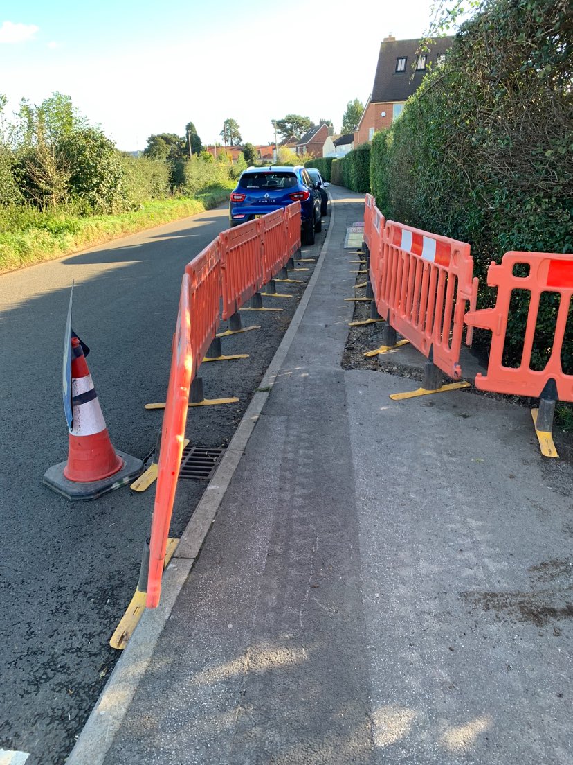CharlottesSteps's tweet photo. @gigaclear this is how your contractors have left the pavement in slimbridge. Can I ask how do you suggest we get a wheelchair through here so our child can get to school? https://t.co/A3IWO535R2