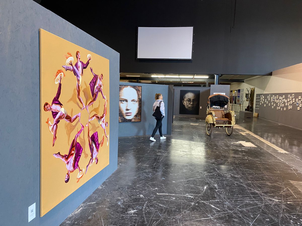 SalaLieber's tweet photo. Aktuelle Ausstellung: “Nachtbrötchen“
Designer Outlet Roermond, täglich geöffnet https://t.co/ElBegICHD5