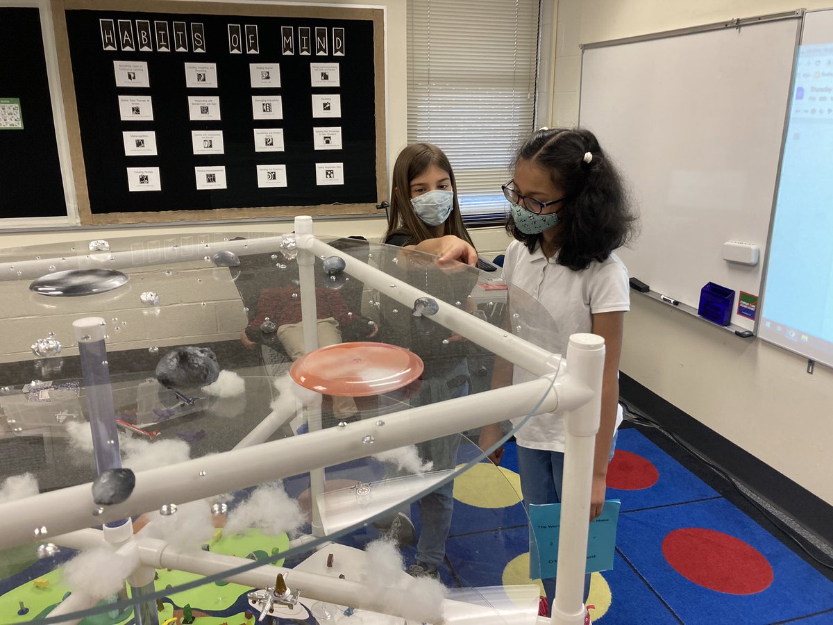 alexandersalert's tweet photo. I love watching this group play to learn! #worldpeacegame @ForestLakeEagle @Bjackson_FLE @ksteck1 @misshayward_usc https://t.co/D88i4X4r2b