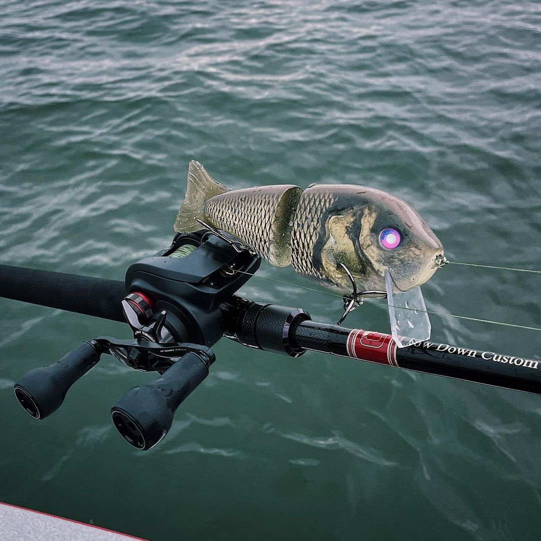 (swimbait setup)
- Daiwa z2020
- DRT Varial 100 mm
- LDC 8’ l H (2 - 7 oz)
(oli.nadeau)
#theldcworkshop #lowdowncustomrods