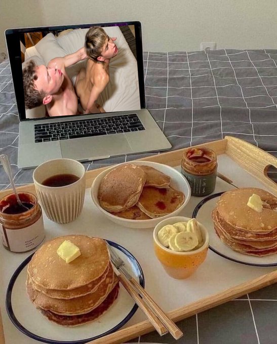 Buenos d&iacute;as girls gays and theys, ya desayunaron? https://t.co/r1WVkFLO1K<a href="/tag/springbreaksmyalexandersking"class="tags"><span>#springbreaksmyalexandersking</span></a>