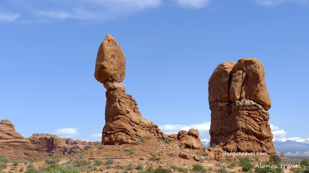 AlongaTravel's tweet photo. Sorry, I am late to join! #Top4Theme with #Top4Iconic. emblematic sights
Monte Carlo, Monaco. Casa Mila (La Pedrera) Barcelona. Balanced Rock, Arches, Utah. Pena Palace, Sintra, Portugal.
@Touchse
@CharlesMcCool
@perthtravelers
@Giselleinmotion https://t.co/8mR1RmAzp1