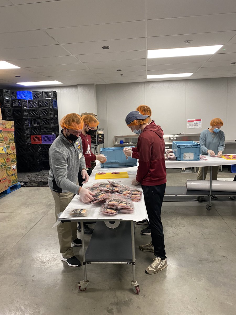 AQ Men's Basketball tweet media