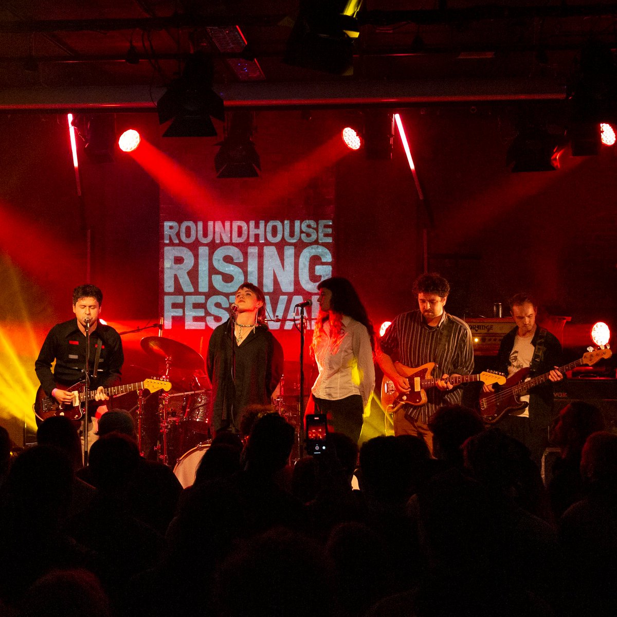 Roundhouse tweet media