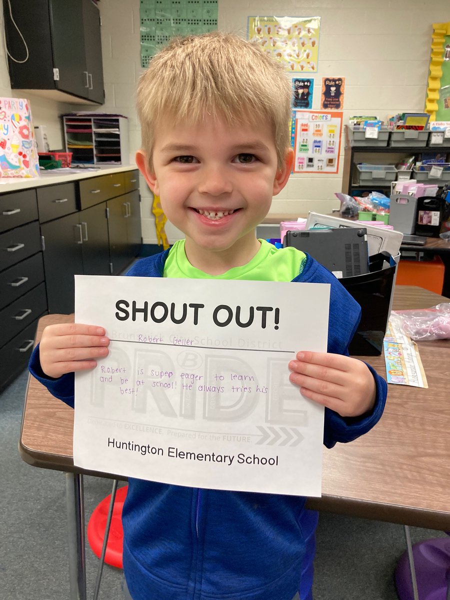 MrsYoak15's tweet photo. Shout to Robert for loving school and always wanting to learn more! @BCSDHuntington https://t.co/eJDg7eROci