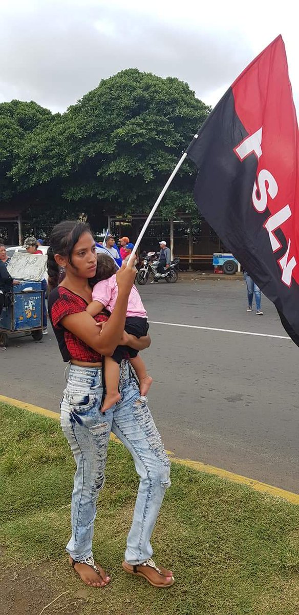 No sé quien se cansará primero, 😂 😂 😂 pero de algo estoy muy segura LOS NICAS NUNCA!!

NOS MORIMOS Y OTROS SEGUIRÁN 💪 🤜 ♥ 🖤 🇳🇮 ✌️

#Nicaragua