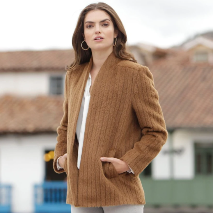 AlpacaByJaca's tweet photo. We have the largest collection of luxurious alpaca fashions in the region, both new items and your traditional favorites and, of course, our Fabulous Furry Friends. Shop https://t.co/67n2ejalqm! https://t.co/8Lpye0KNl2