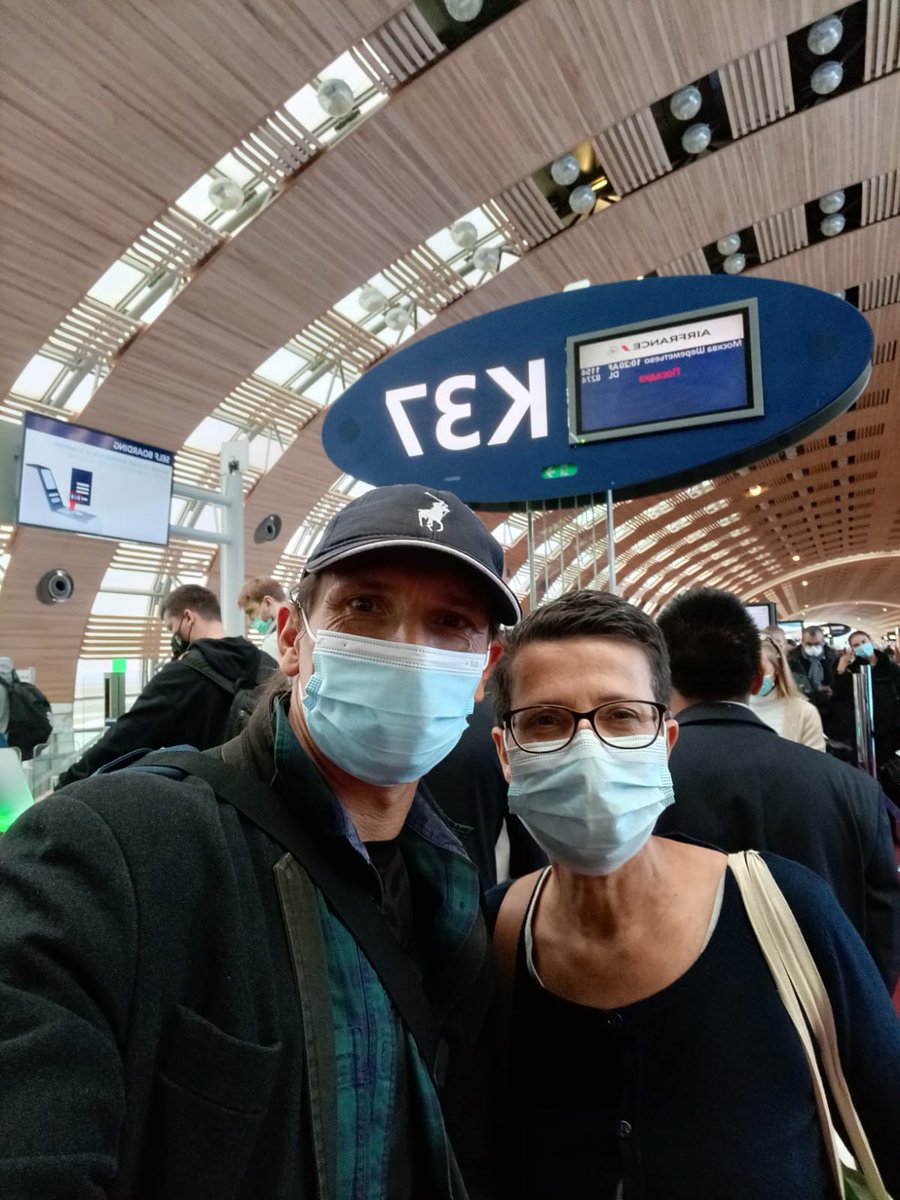 CieAutreMina's tweet photo. ✈️ dansePlatForma’s team arrived in Moscou in order to prepare the second edition of the platform!
Tomorrow, we’re going to Kaluga 🙌
@domainedo @montpellier_ @Montpellier3m @ClareLouHart @brun_nathalie @mitia_fe @ARDKR_Eng #danseplatforma https://t.co/GcKq52tqYM