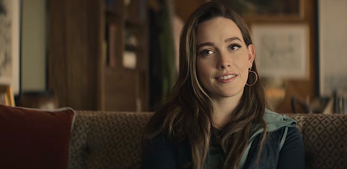 MelonSaurus's tweet photo. You have a crush on Victoria Pedretti https://t.co/YzdqosNHVp
