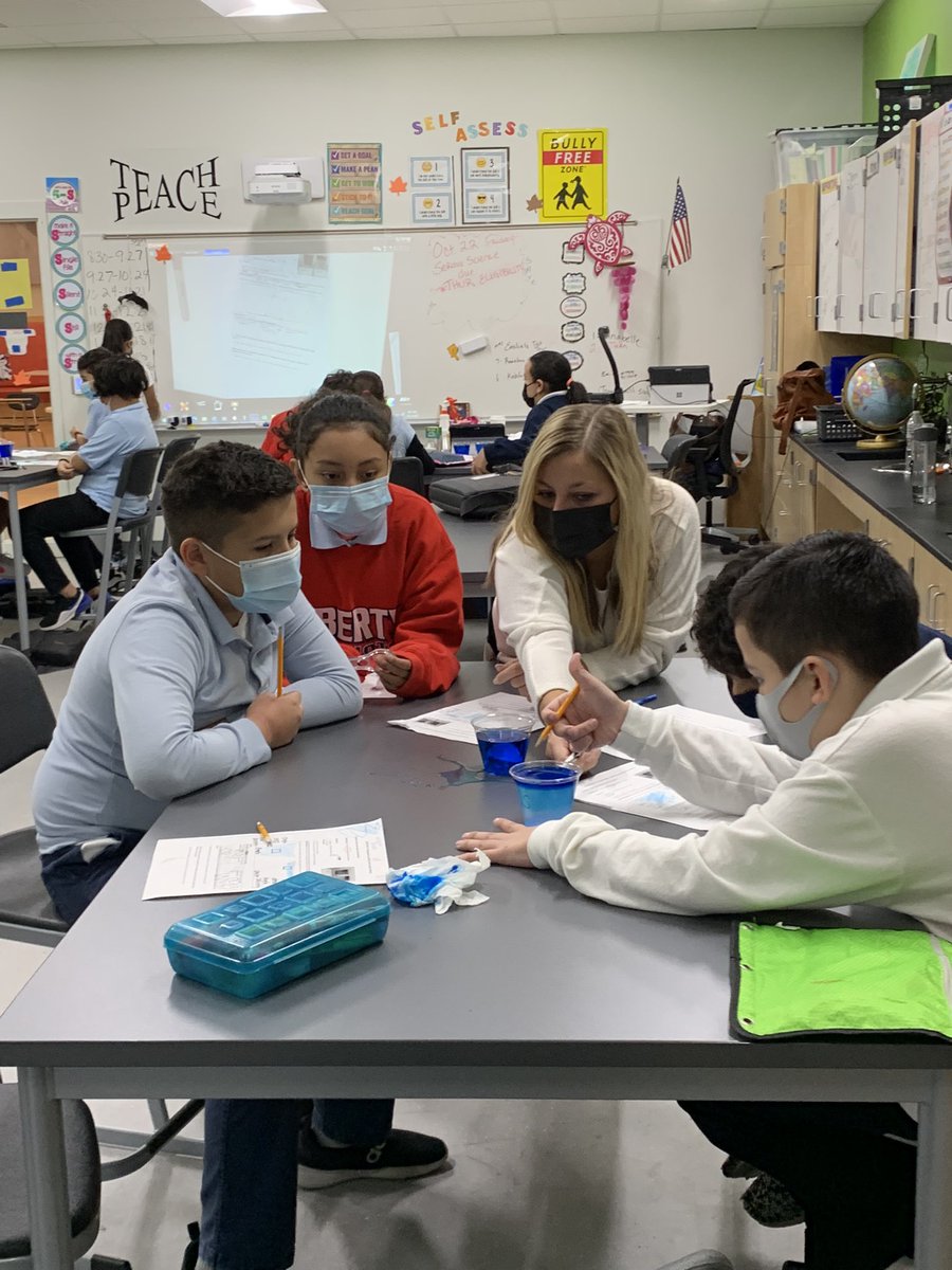 EllenFeldner's tweet photo. No better way to start the day! Does salinity affect density ?@jh_sd111 @BurbankSD111 https://t.co/6eNqIIgyBm