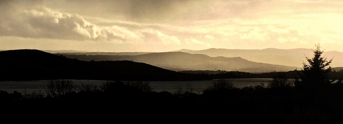 GalwayGeography's tweet photo. #research spotlight: @atlanticmoses project on @wildatlanticway tourism in #western #ireland in 
@RTENewsNow &amp; tune in today 550pm @ConnemaraRadio to hear our own @stxLiam chat about the research w Breandan OScanaill!
https://t.co/HfaraWTHxo https://t.co/a1AbvfFsbC