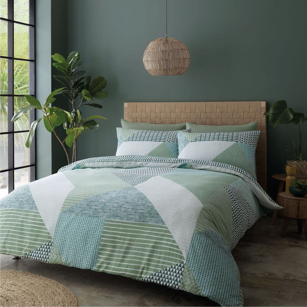 QualityPoles's tweet photo. We now have stock of the Catherine Lansfield Autumn/Winter 2021 ranges, with new designs and extra colour additions.
Check out some examples in the photos attached, and head over to our website to view more. https://t.co/tY8leflY52