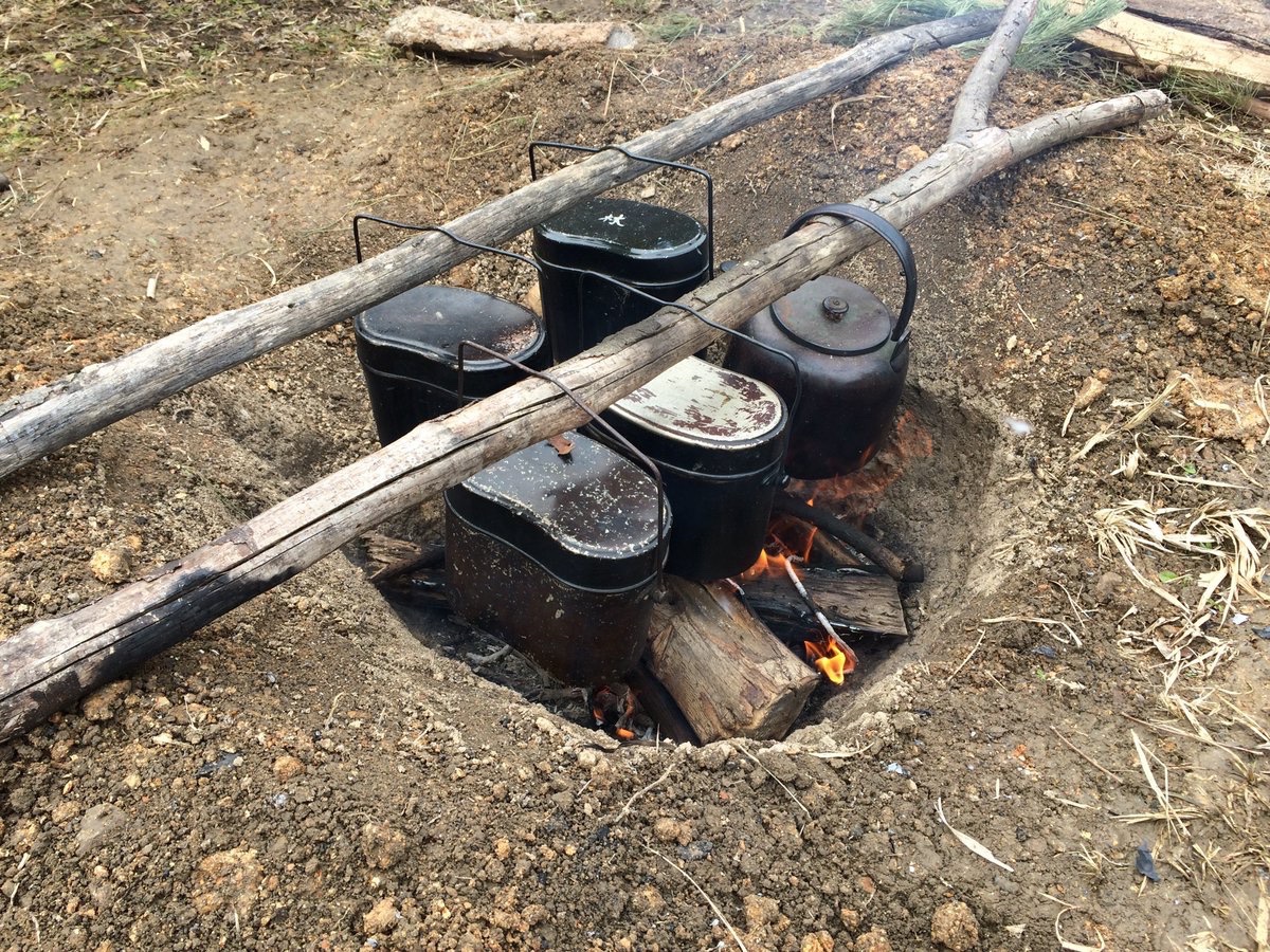 Y A S 祝bf1942 周年on Twitter 今日は日本陸軍の自国設計 国産アルミ製飯盒の採用123周年 明治31年 です 飯盒 の日 飯盒 飯盒炊爨https T Co Qtduzw2qfq Twitter