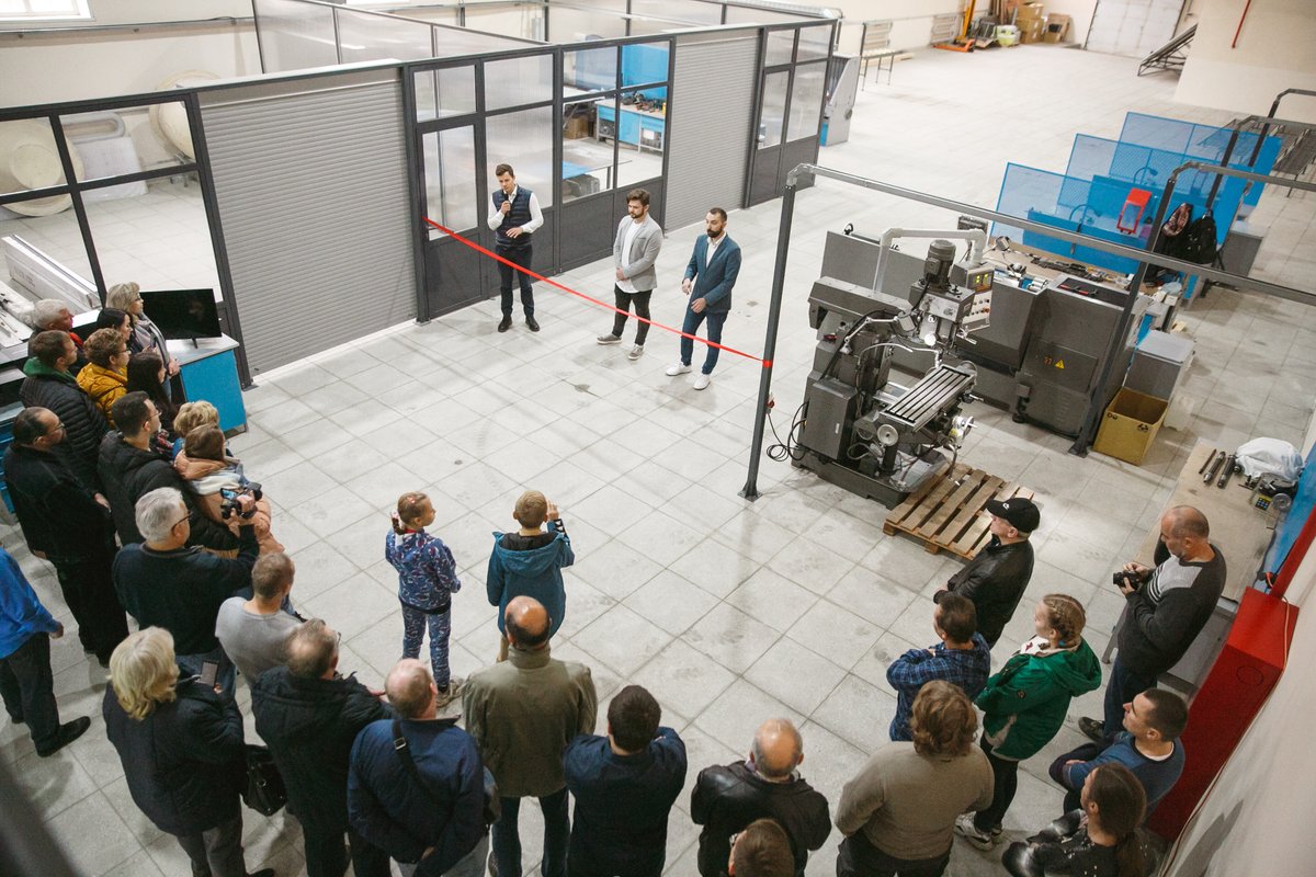 JoyMechanix's tweet photo. The grand opening of our Factory 2.0 near Moscow!👏

Thanks to the capacity of our new factory, we can uninterruptedly deal with the product demand from Europe, North and South America, and the CIS region. 

Thank you for our partners and team! 

#joymechanix https://t.co/14UeiZ3Obg