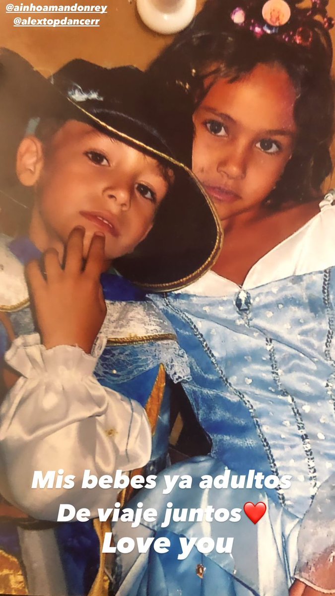 Alexdreamings_'s tweet photo. 📲| Alex Mandon ( @alextopdancer ) Via Instagram Stories | Sandratopdancer

Meus bebês e adultos viajando juntos ❤️ Amo vocês https://t.co/JFVdhIYw3P