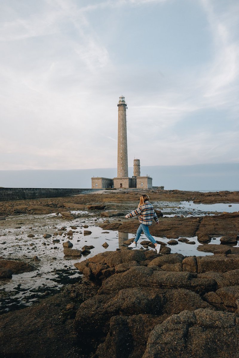Séjour iodé dans le #Cotentin — Pour débuter ce séjour, nous découvrons le littoral du Val de Saire entre Saint-Vaast-la-Hougue et le Phare de Gatteville ! ⛵️
#Normandie