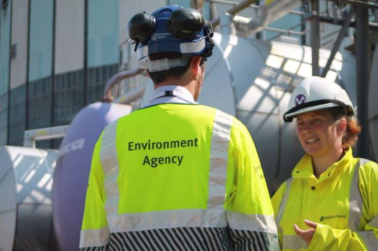 EnvAgencyJobs's tweet photo. Got experience in managing #flood risk assets? Would you like to work for the #EA  and join our #Shrewsbury or #Tewkesbury Asset Performance teams and make a real difference.  Find out more at https://t.co/Ug4T1yqMiR https://t.co/1Akv9Ytktj