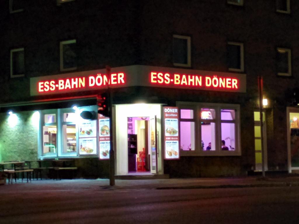 AhmadiyyaHH's tweet photo. ISLAM &amp; COFFEE mit einem Imam. Am 27.10. um 19:30Uhr direkt am S-Bahn Elbgaustr. zum Thema:

SYNAGOGEN, KIRCHEN, MOSCHEEN - Die Wichtigkeit von Gotteshäusern im Islam

Sei unser Gast. Themen gibts genug:

#Muezzinruf 
#Moschee
#Scharia
#Jihad
#Kopftuch
#ISLAM https://t.co/oifjJ34iS4