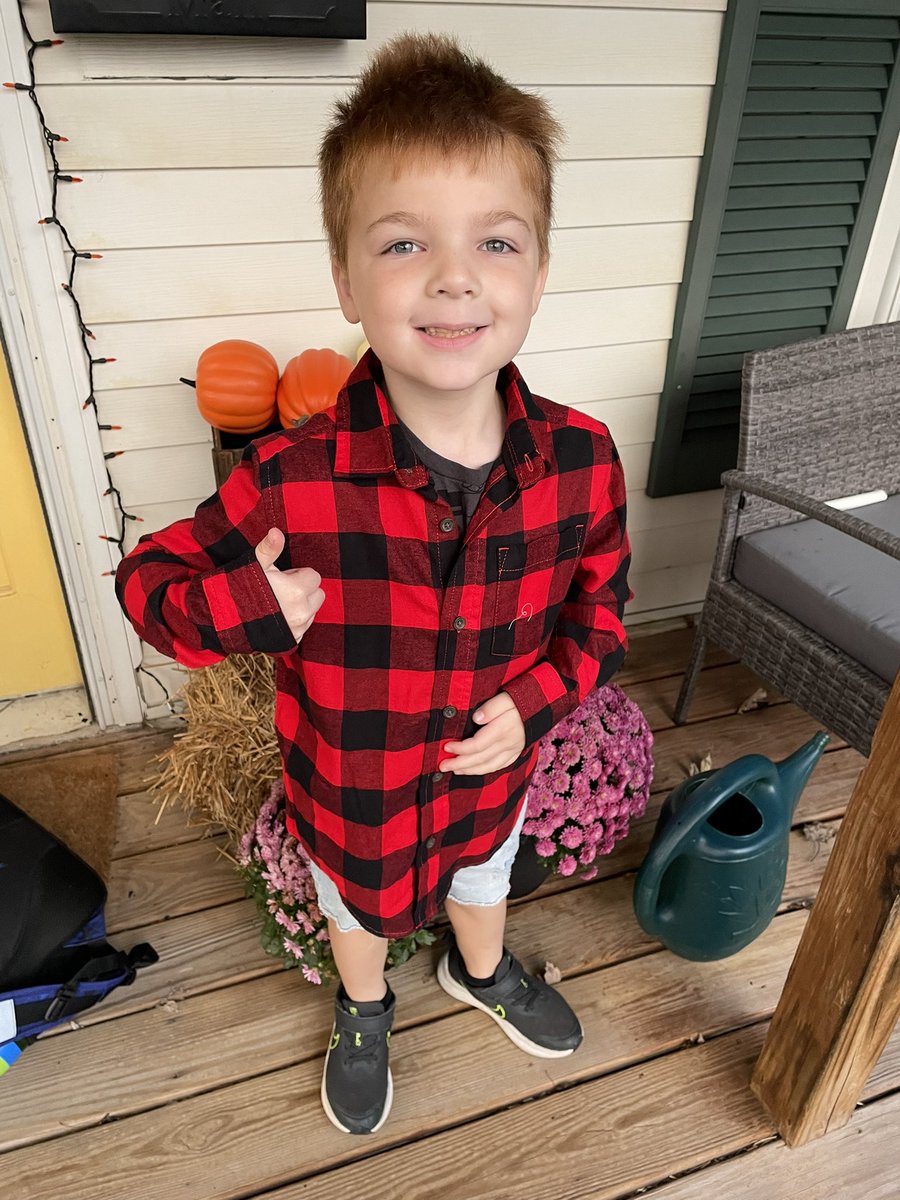 Mrs__Burton's tweet photo. Dylan is ready for Flannel Day for Spirit Week! #ProudToBeDDE @MrsJaroszDDE @hsilviaDDE https://t.co/mtK3s8kod4