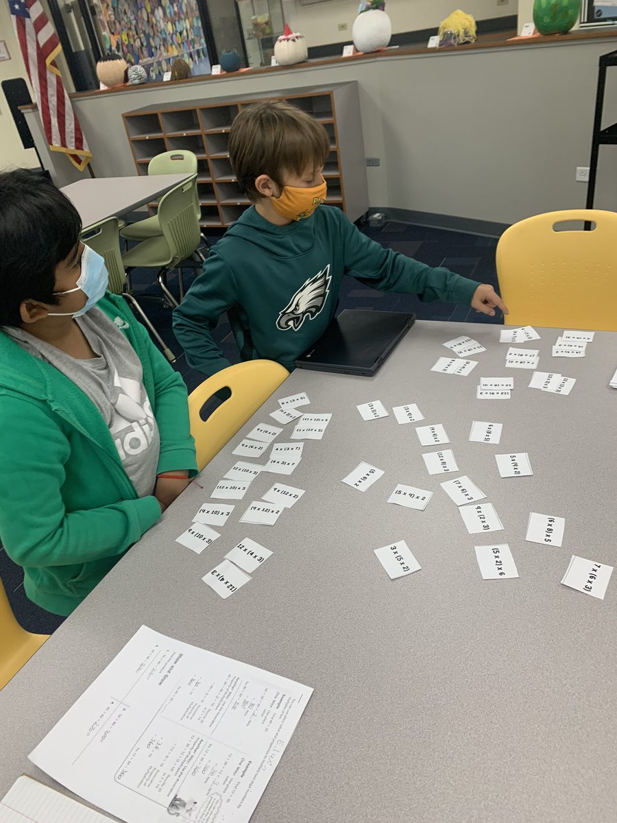 MrsTokarczyk's tweet photo. 4th graders are matching multiplication equations using the associative property! @WestviewSchool1 #wdsd7 https://t.co/IIRRctNz3z
