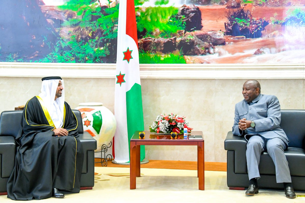 uaeembkam's tweet photo. Abdalla AlShamsi presents his credentials to President Evariste Ndayishimiye as #UAE  Non-Resident Ambassador to the Republic of #Burundi https://t.co/t6js0eT4dM