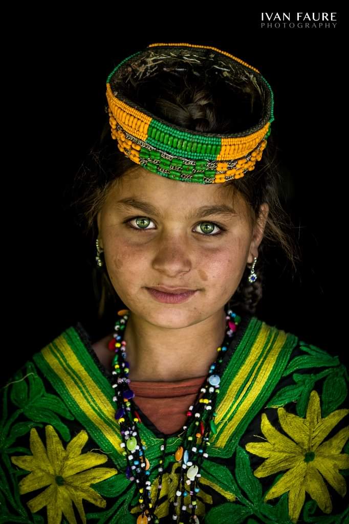 ivanfaurephotos's tweet photo. PAKISTÁN 2018: Retratos Kalash... https://t.co/BV8D3l0kpU