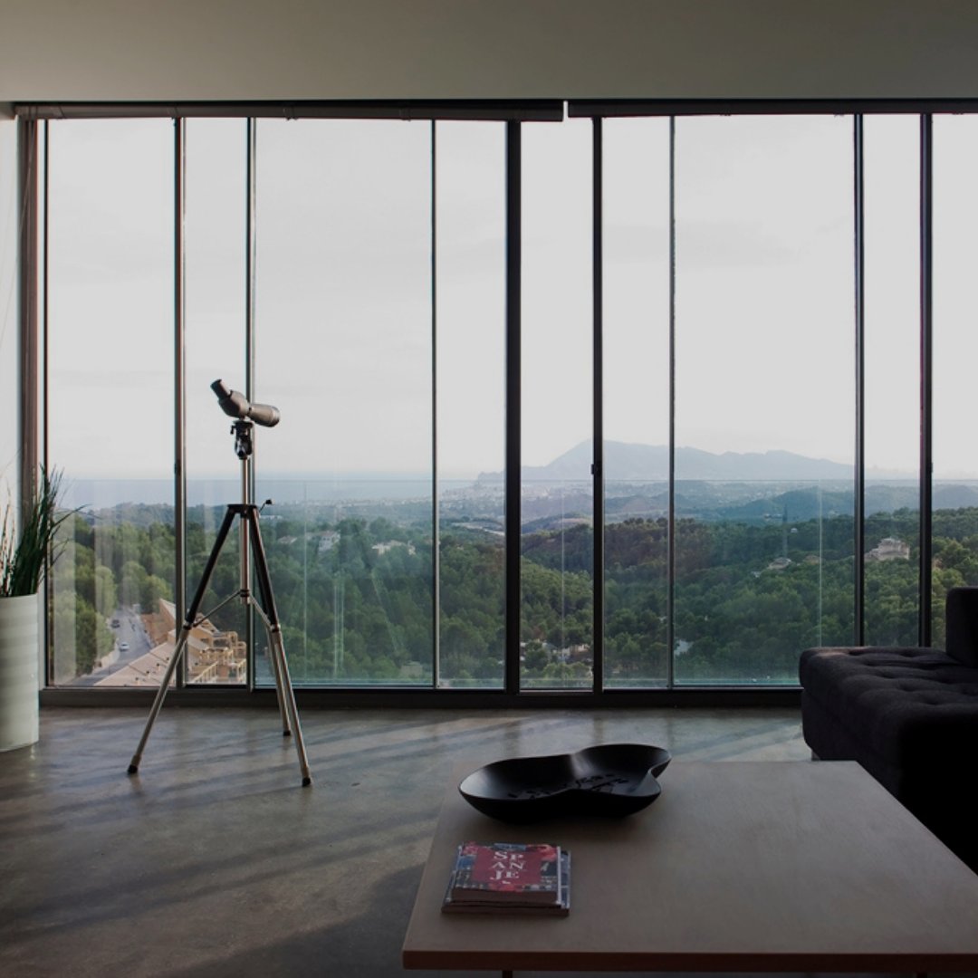 Swipe to see some of our past projects and comment which one you prefer - 1, 2 or 3?

If you would like to know how you can replicate similar projects - for yourself or for a client - visit avsglass.co.uk!