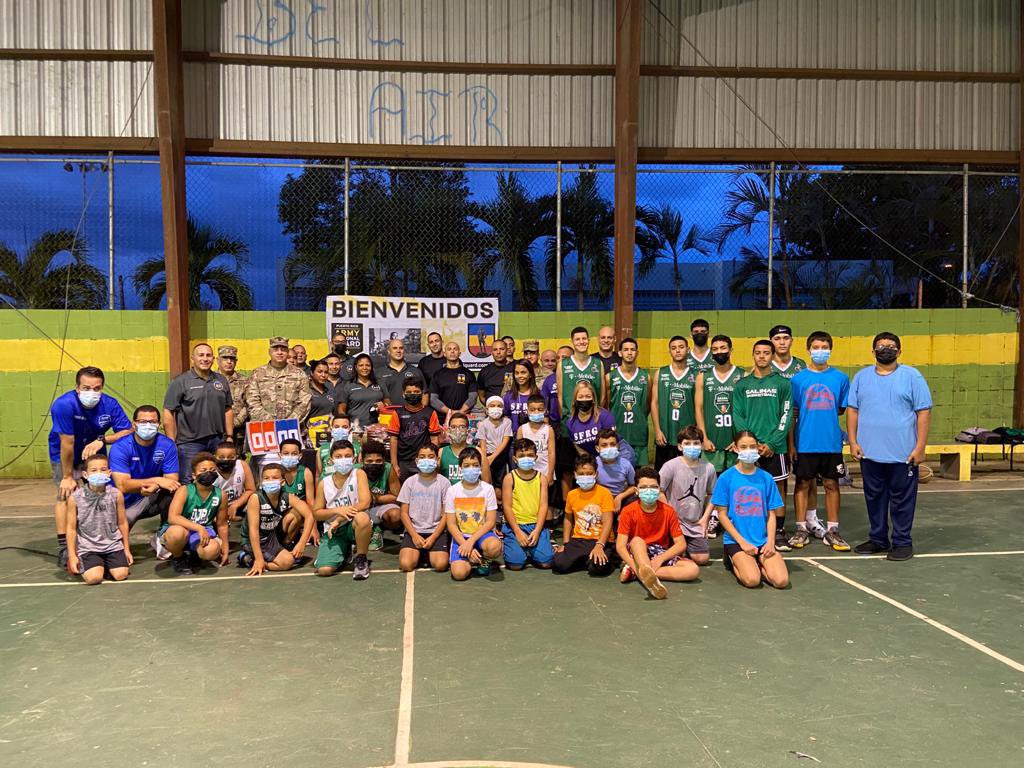 201stRti's tweet photo. Our @201stRti Soldiers &amp; Family Readiness Group (S&amp;FRG) came to La Margarita's Community in Salinas, PR. The initiative featured the delivery of Basketball and Volleyball sports equipment, besides painting for the court. (1 of 2). https://t.co/sJgwsL9uJH