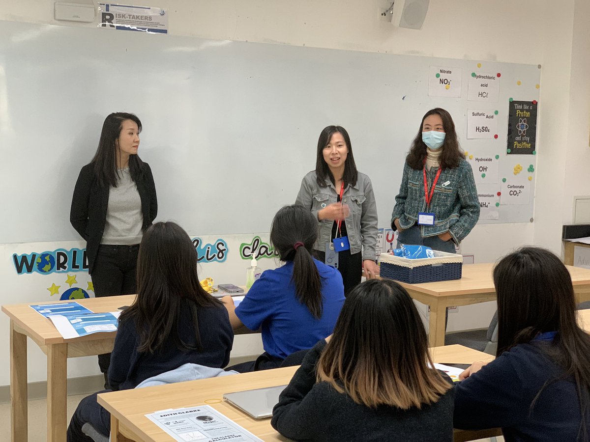 watnunu's tweet photo. So exciting to have the @microsoft #microsoftforms team share their story with our #GirlsinSTEMM group and to give our #KeystoneBeijing community an opportunity to feedback on their new designs. #Learning #impact #design #userexperience https://t.co/9GpQuFbFfh