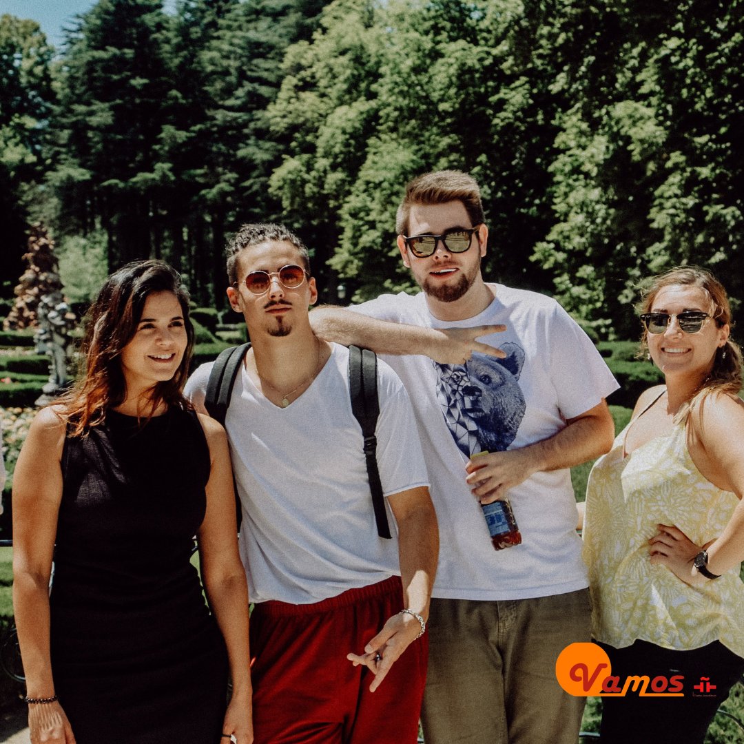 vamosMAD's tweet photo. Soon we will be smiling maskess 😷, while we're travelling around the country 🇪🇦 with our students and we're learning Spanish! 👩🏻‍🏫👩🏻‍🎓

Do you recognize the city of the photo? 👀 https://t.co/a3GJ1I6M2w