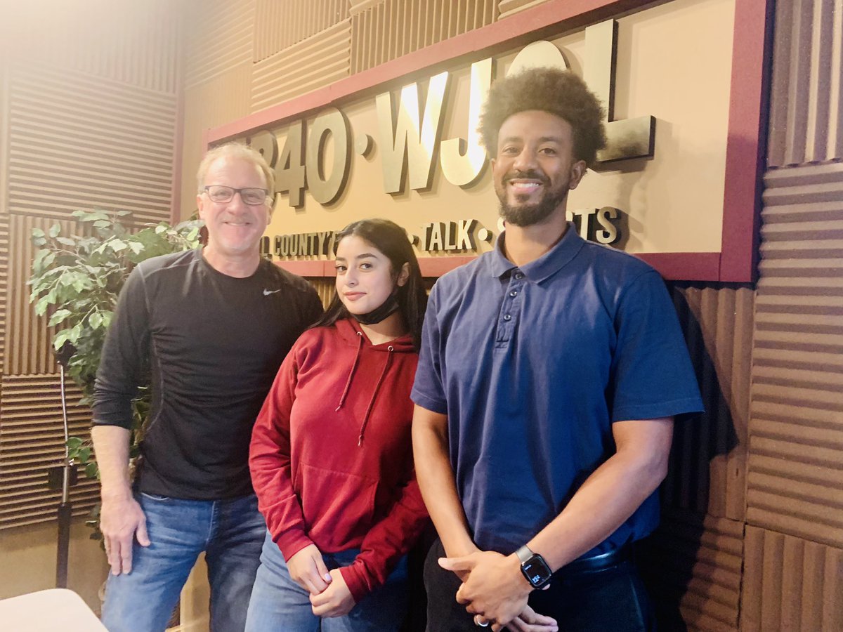 SteelmenBSU's tweet photo. BSU &amp; Club Puentes was well-represented at @1340WJOL yesterday. Paulina did a great job exposing the Will County community to what post-remote school is like for our students; as well as the type of support they need during these difficult times. 

She was amazing! 👏🏾 https://t.co/fPFg0qaHh2