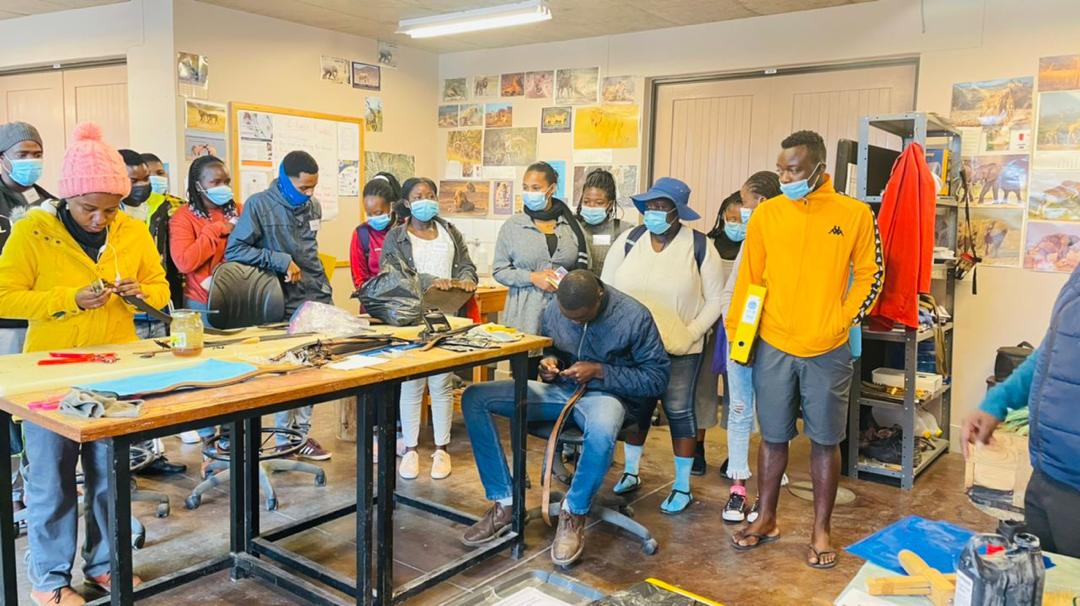 impact_tank's tweet image. Our Swakopmund Building Bosses Cohort 4 had a field trip to COSDEF Arts &amp;amp; Crafts Centre yesterday, 20 October 2021. The field trip served as a practical guide in production, entrepreneurship and innovation for the participants. 

#buildingbosses #entrepreneurship #swakopmund